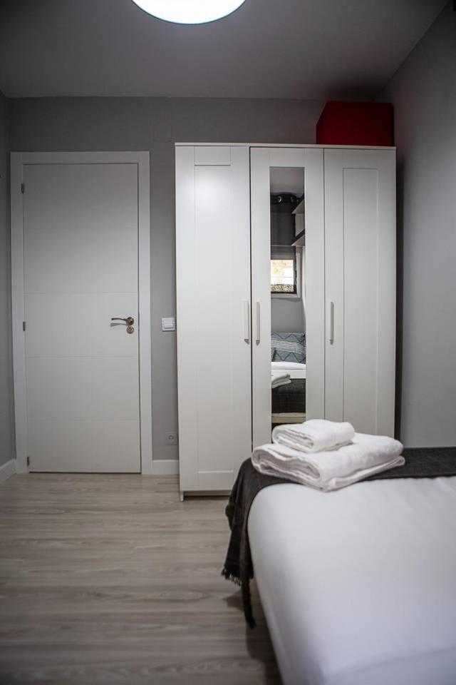 Lovely 3 Bedroom Apartment Next To Fuencarral Madrid Luaran gambar