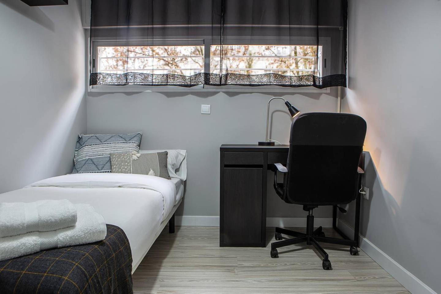 Lovely 3 Bedroom Apartment Next To Fuencarral Madrid Luaran gambar